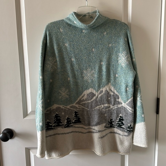 Cupcakes and cashmere sweater - Picture 1 of 9